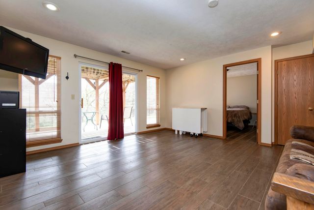 164 Belgian Road, Branson West, MO 65737