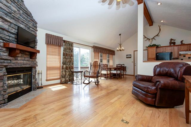 164 Belgian Road, Branson West, MO 65737