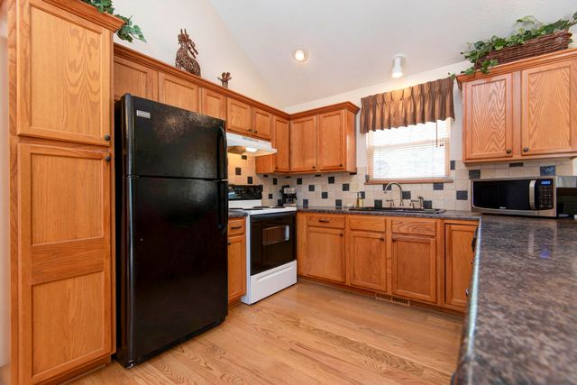 164 Belgian Road, Branson West, MO 65737