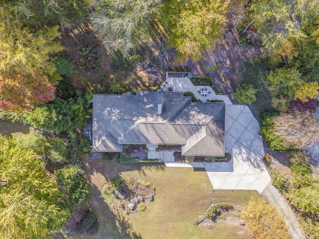 2305 Ravine Way, Dalton, GA 30720