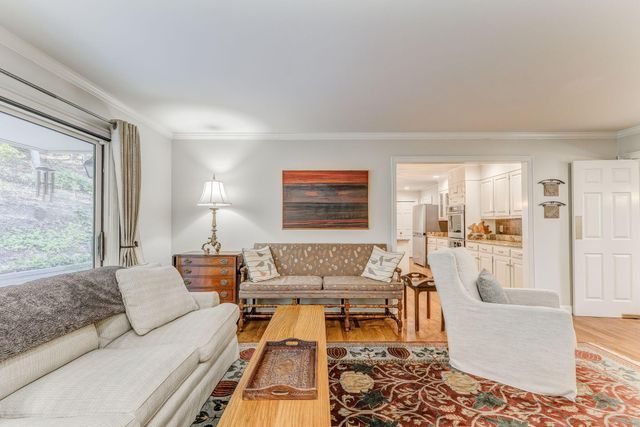 2305 Ravine Way, Dalton, GA 30720