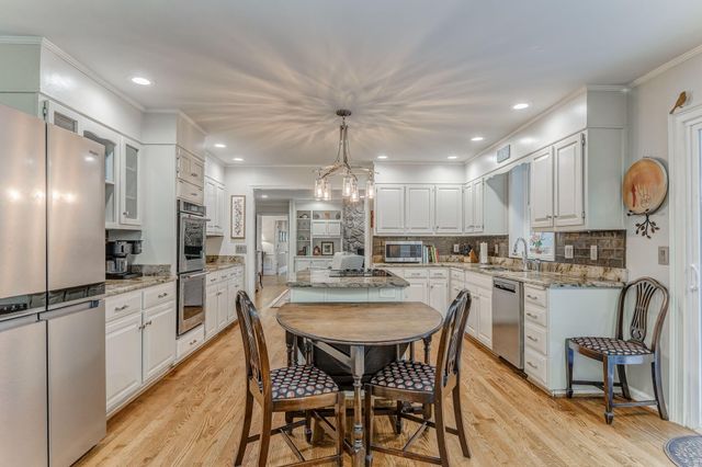 2305 Ravine Way, Dalton, GA 30720