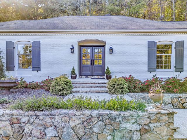 2305 Ravine Way, Dalton, GA 30720