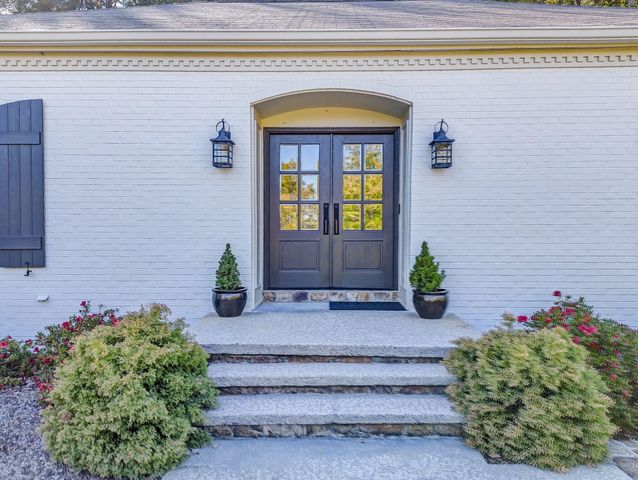 2305 Ravine Way, Dalton, GA 30720