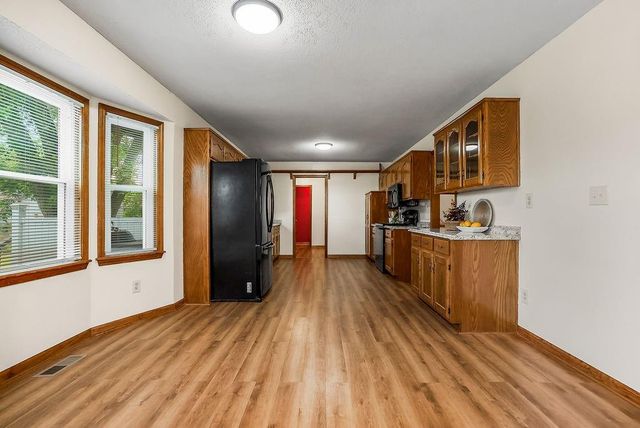 639 NE Bordner Drive, Lee's Summit, MO 64086