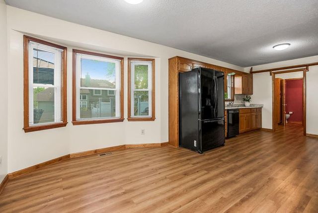 639 NE Bordner Drive, Lee's Summit, MO 64086