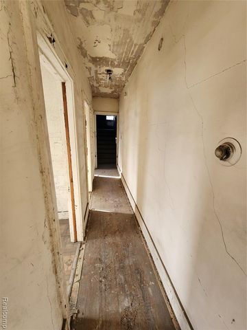 9611 Otsego Street, Detroit, MI 48204