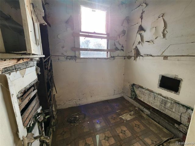 9611 Otsego Street, Detroit, MI 48204