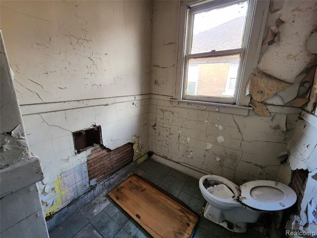 9611 Otsego Street, Detroit, MI 48204