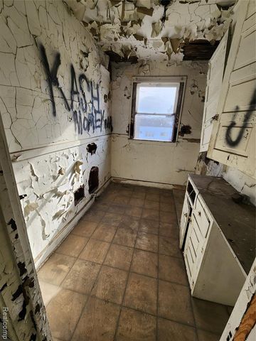 9611 Otsego Street, Detroit, MI 48204