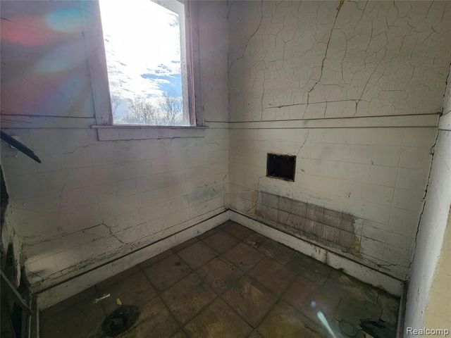 9611 Otsego Street, Detroit, MI 48204