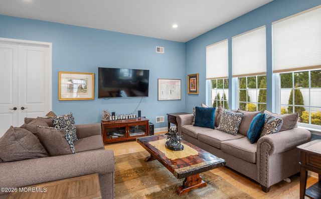 73 Ambermist Way, Forked River, NJ 08731