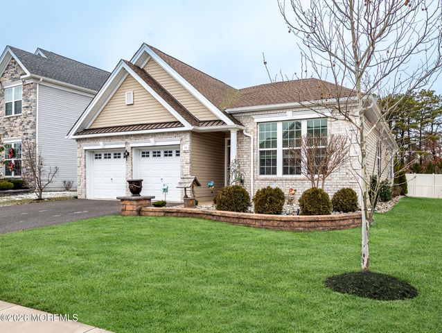 73 Ambermist Way, Forked River, NJ 08731