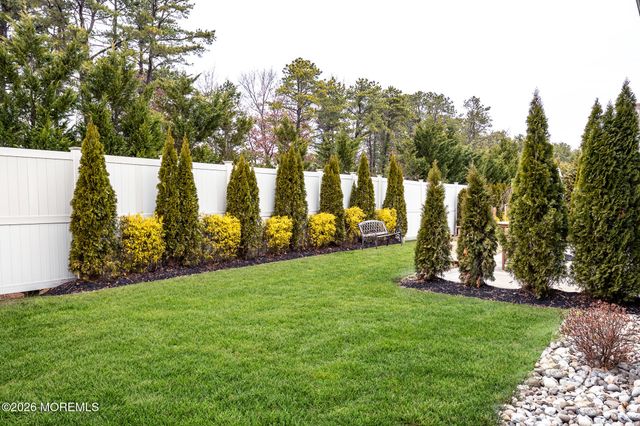 73 Ambermist Way, Forked River, NJ 08731