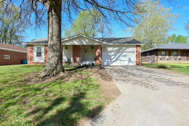 3409 S Rogers Avenue, Springfield, MO 65804