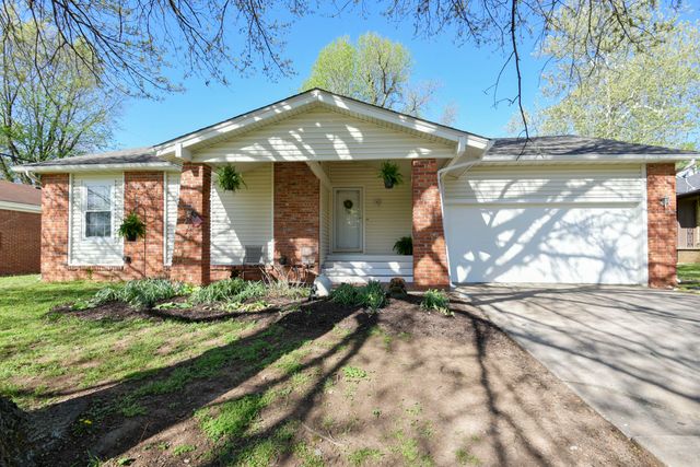 3409 S Rogers Avenue, Springfield, MO 65804