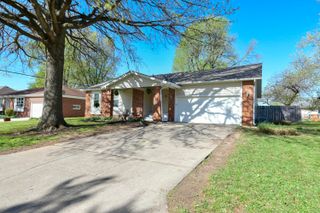 3409 S Rogers Avenue, Springfield, MO 65804