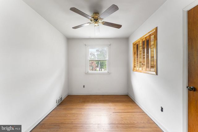1200 PROVIDENCE RD, Secane, PA 19018