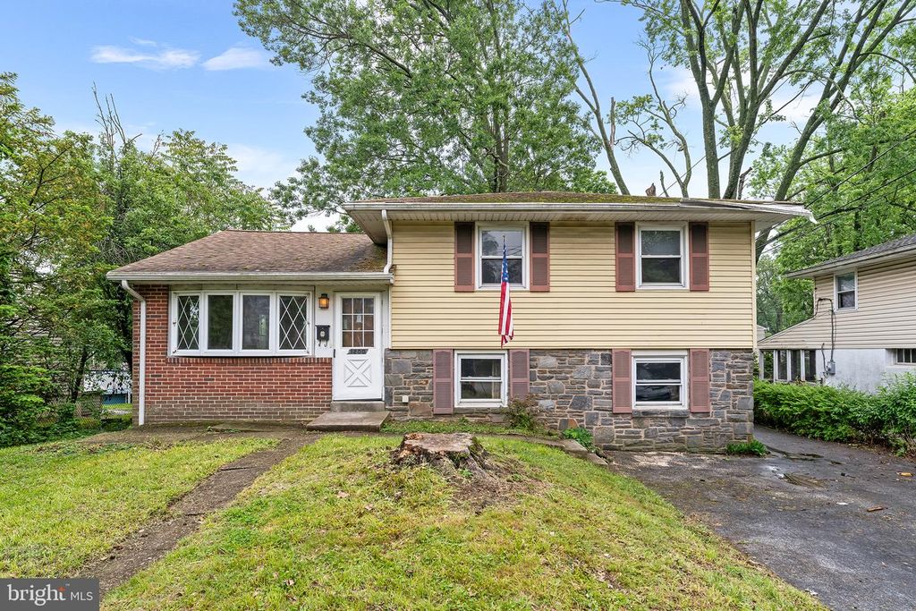 1200 PROVIDENCE RD, Secane, PA 19018