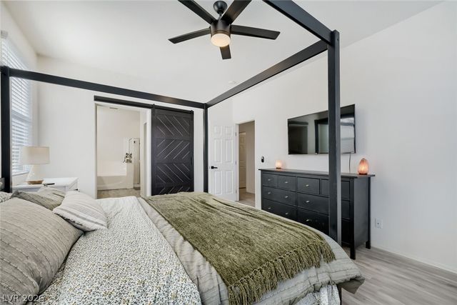 6254 Majestic Hills Avenue, Las Vegas, NV 89141