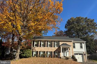 10708 RIPPON LODGE DR, Fairfax, VA 22032