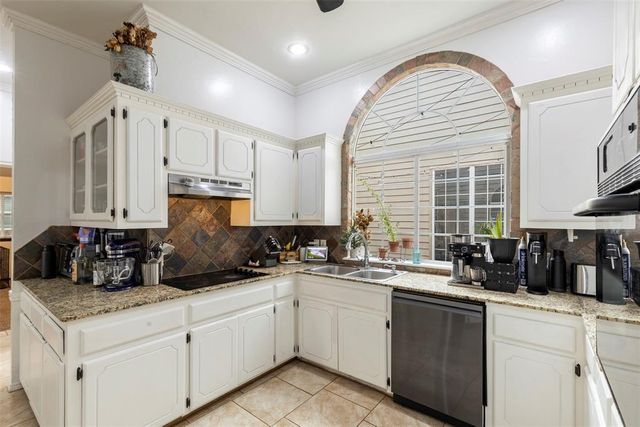 12100 Blueway Avenue, Oklahoma City, OK 73162