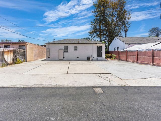 4307 Redondo Beach Boulevard, Lawndale, CA 90260
