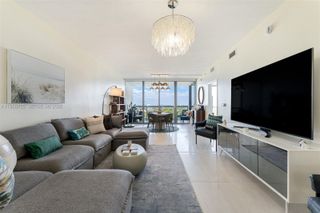 601 NE 36th St 1703, Miami, FL 33137