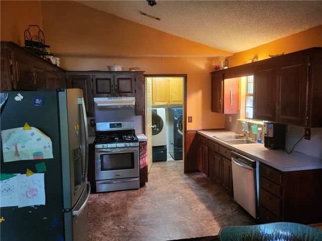 33 Dogwood Street, West Fork, AR 72774