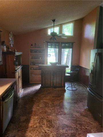33 Dogwood Street, West Fork, AR 72774