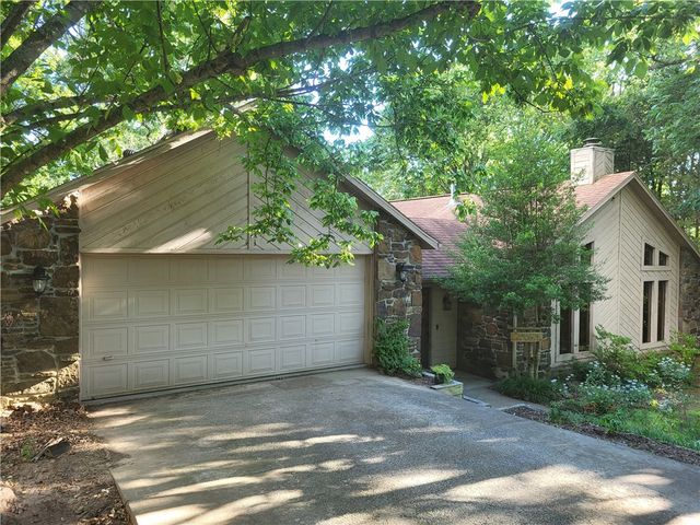 33 Dogwood Street, West Fork, AR 72774