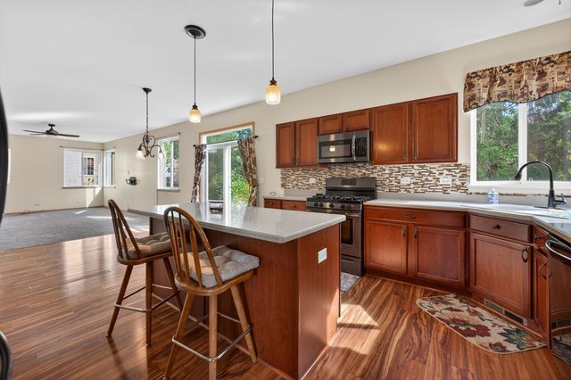 746 Bluebell Lane, Pingree Grove, IL 60140