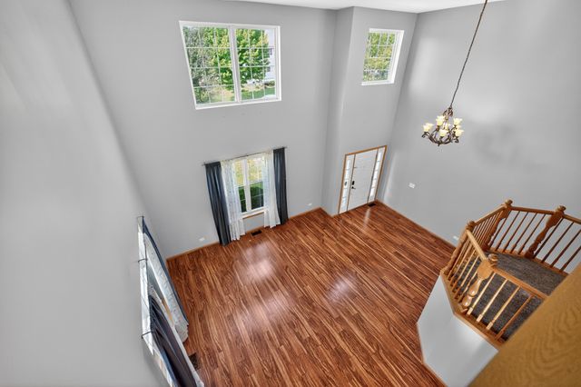 746 Bluebell Lane, Pingree Grove, IL 60140