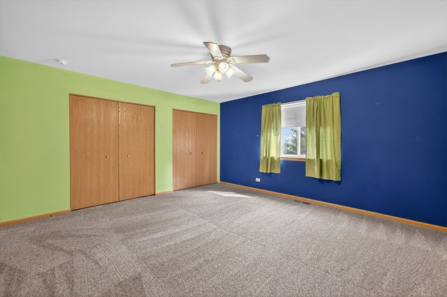 746 Bluebell Lane, Pingree Grove, IL 60140