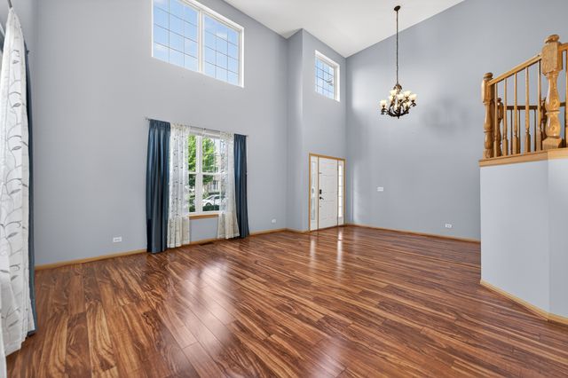 746 Bluebell Lane, Pingree Grove, IL 60140