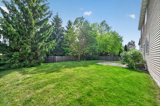 746 Bluebell Lane, Pingree Grove, IL 60140
