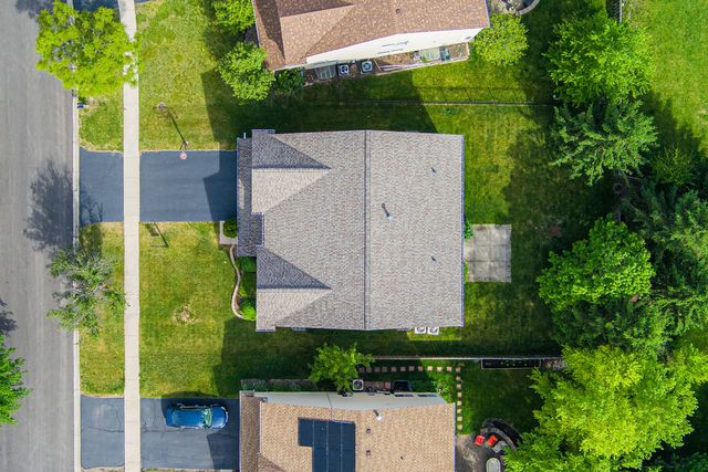 746 Bluebell Lane, Pingree Grove, IL 60140