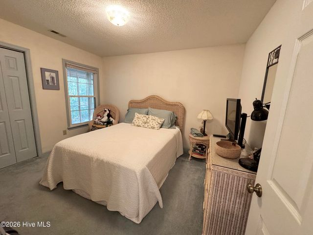 128 Page Place, Emerald Isle, NC 28594