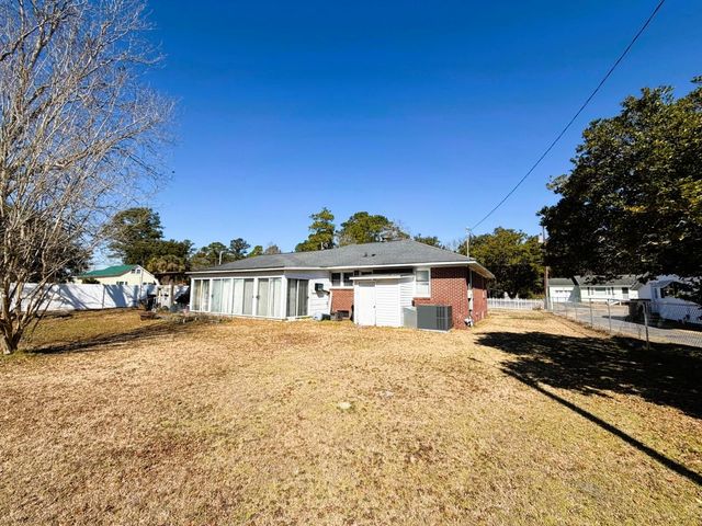 811 Cedar St., Georgetown, SC 29440