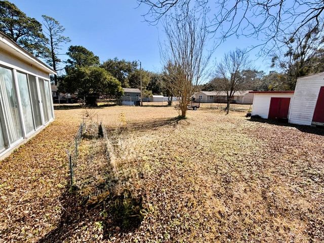 811 Cedar St., Georgetown, SC 29440