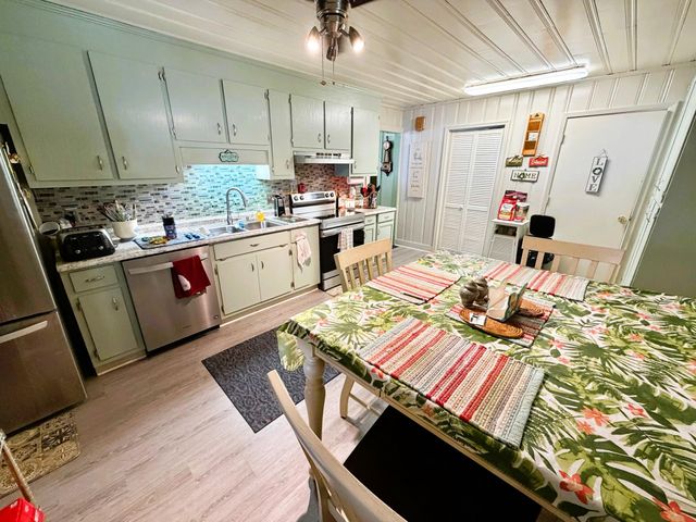 811 Cedar St., Georgetown, SC 29440