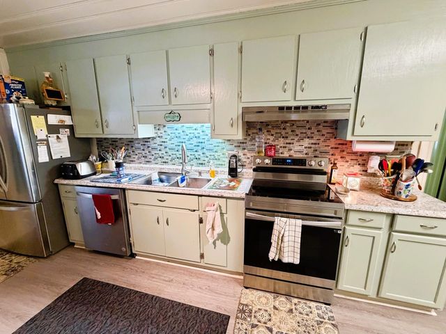 811 Cedar St., Georgetown, SC 29440