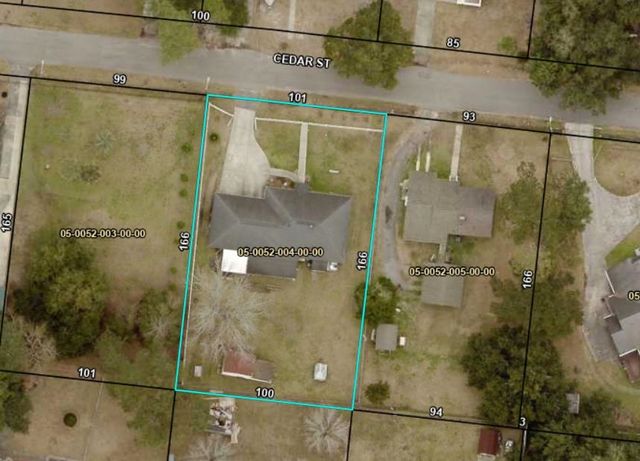 811 Cedar St., Georgetown, SC 29440