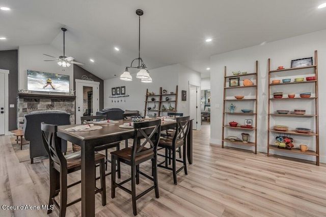 891 Ames WAY, Dover, ID 83825