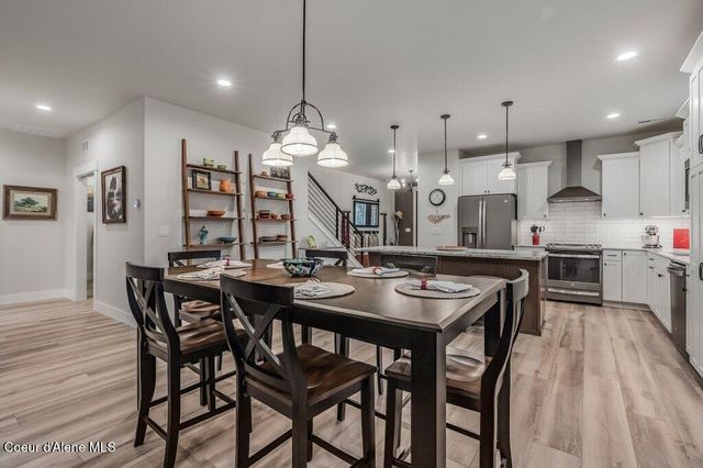 891 Ames WAY, Dover, ID 83825