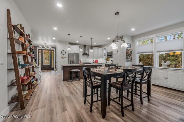 891 Ames WAY, Dover, ID 83825