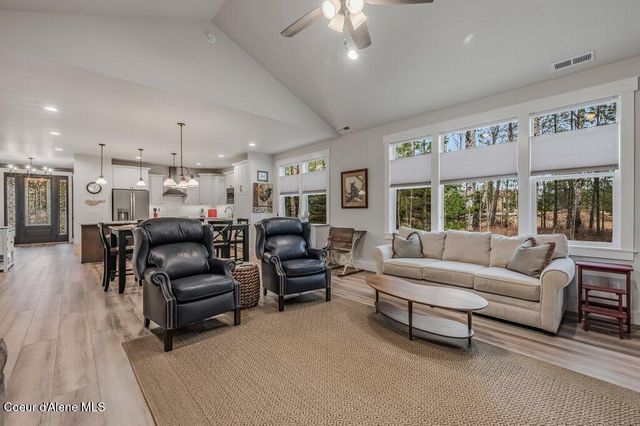 891 Ames WAY, Dover, ID 83825