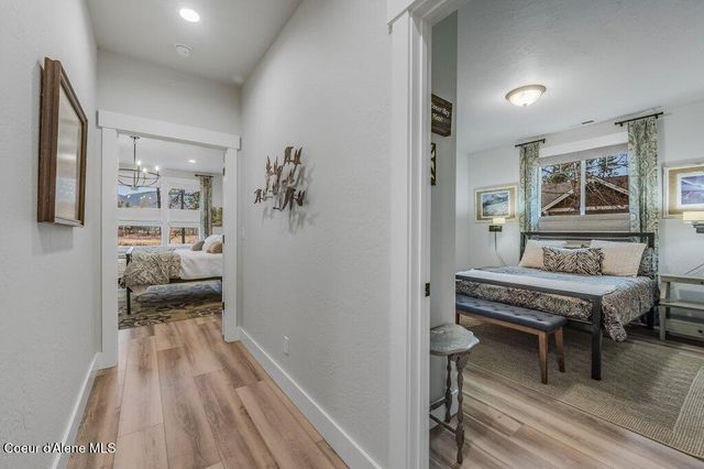 891 Ames WAY, Dover, ID 83825