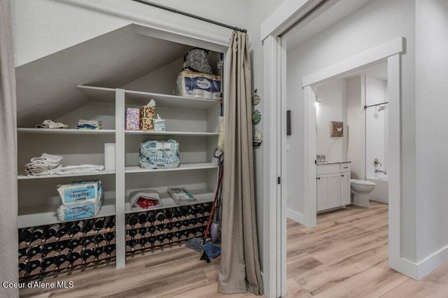 891 Ames WAY, Dover, ID 83825