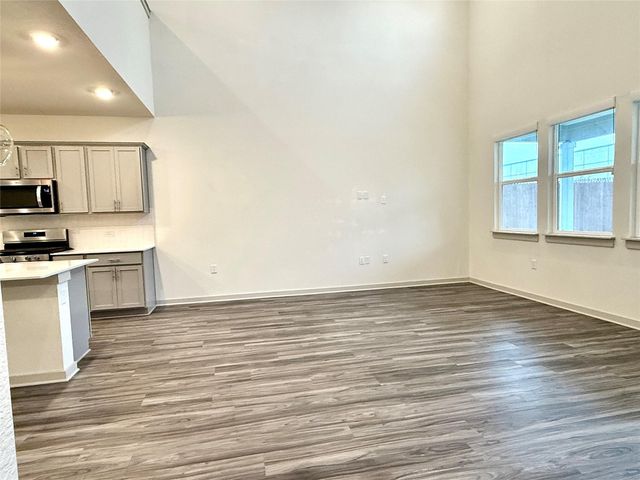 13916 Lubeck DR, Pflugerville, TX 78660